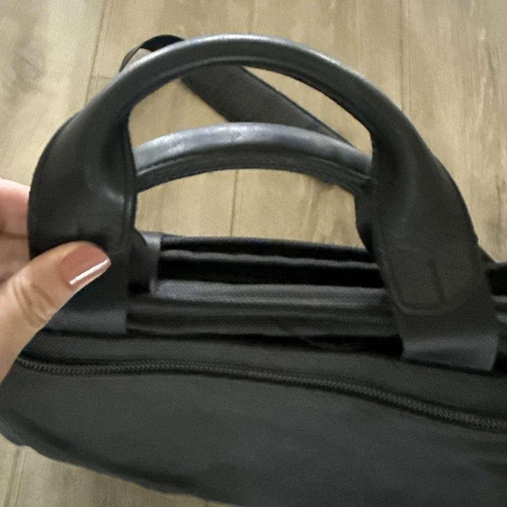 Tumi Alpha Organizer Portfolio Briefcase Laptop Bag Ballistic Shoulder Strap‎